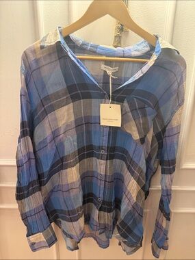 beachlunchlounge Blue and Cream Plaid Button-Up Shirt